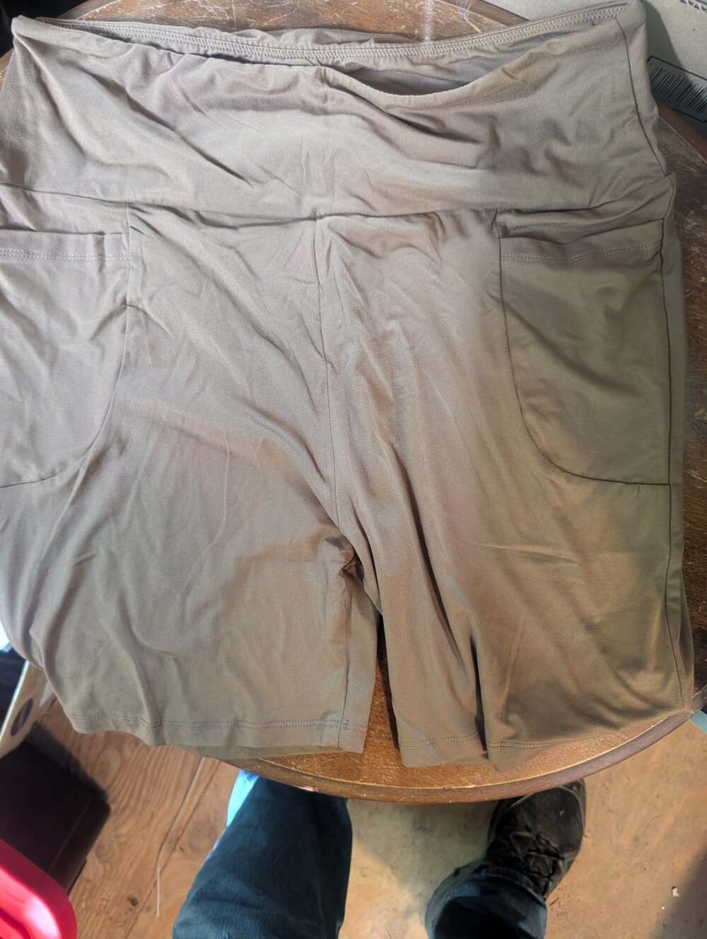 Unbranded Athletic Biker Shorts Size 3XL Brown Pocket Workout